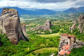 Grecia classica, tra leggendarie città e Meteore