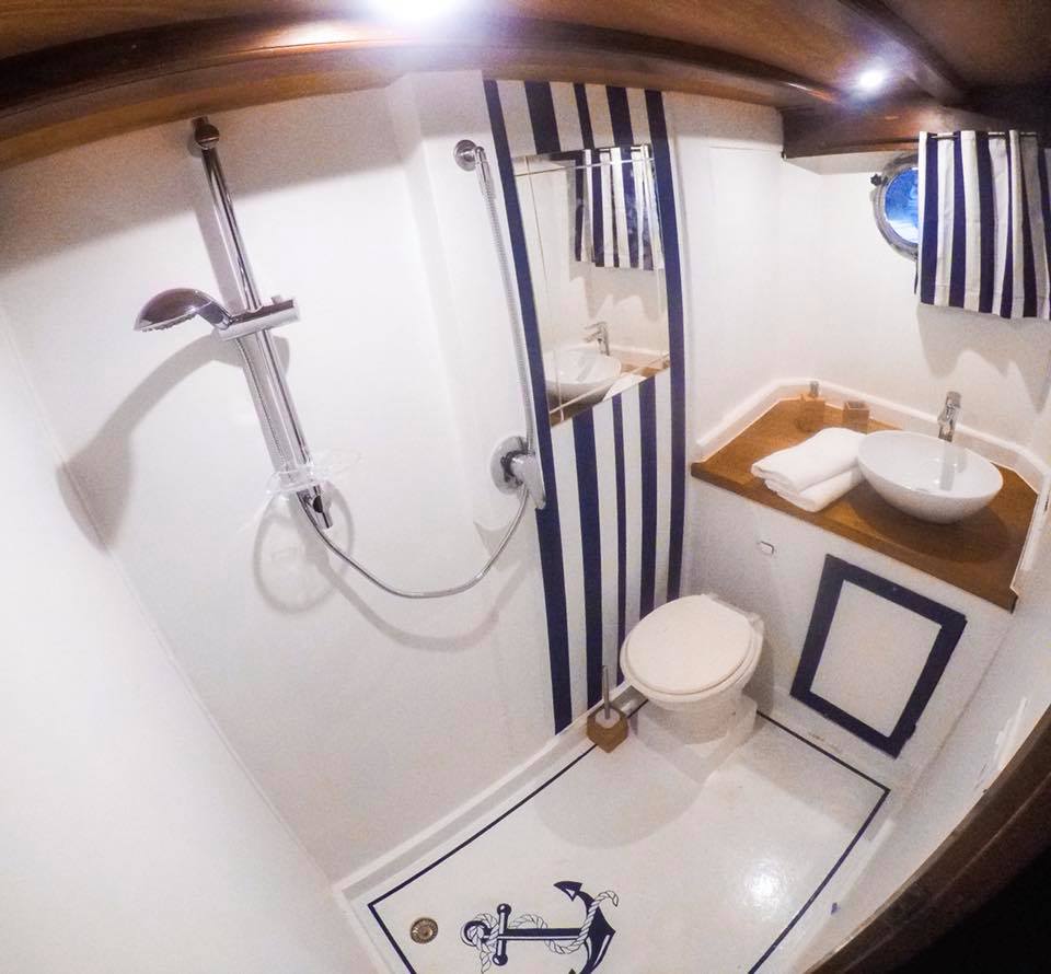 Caicco Tremiti Bagno