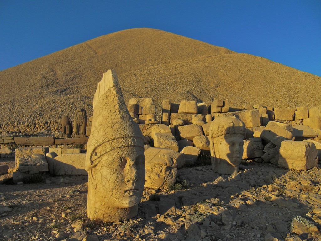 Turchia Nemrut Dagi foto di Enrico Radrizzani per La Compagnia del Relax