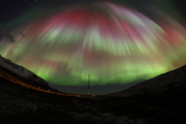 Islanda: Aurora Boreale nel Cielo Islandese